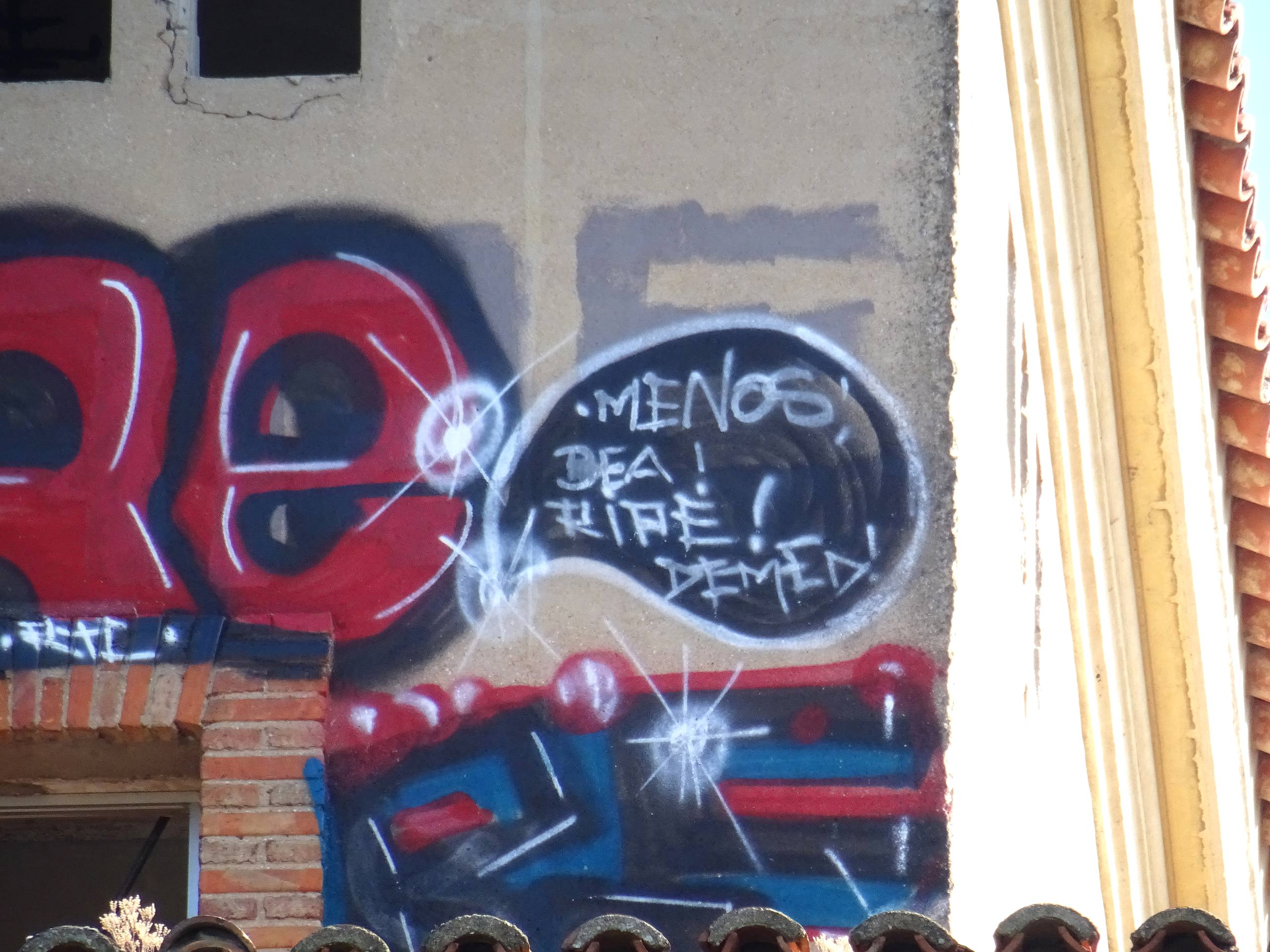 El estado del silo abandonado de la avenida de Gijón, en imágenes