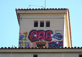 Imágenes del interior y el exterior del silo abandonado de la avenida de Gijón de Valladolid