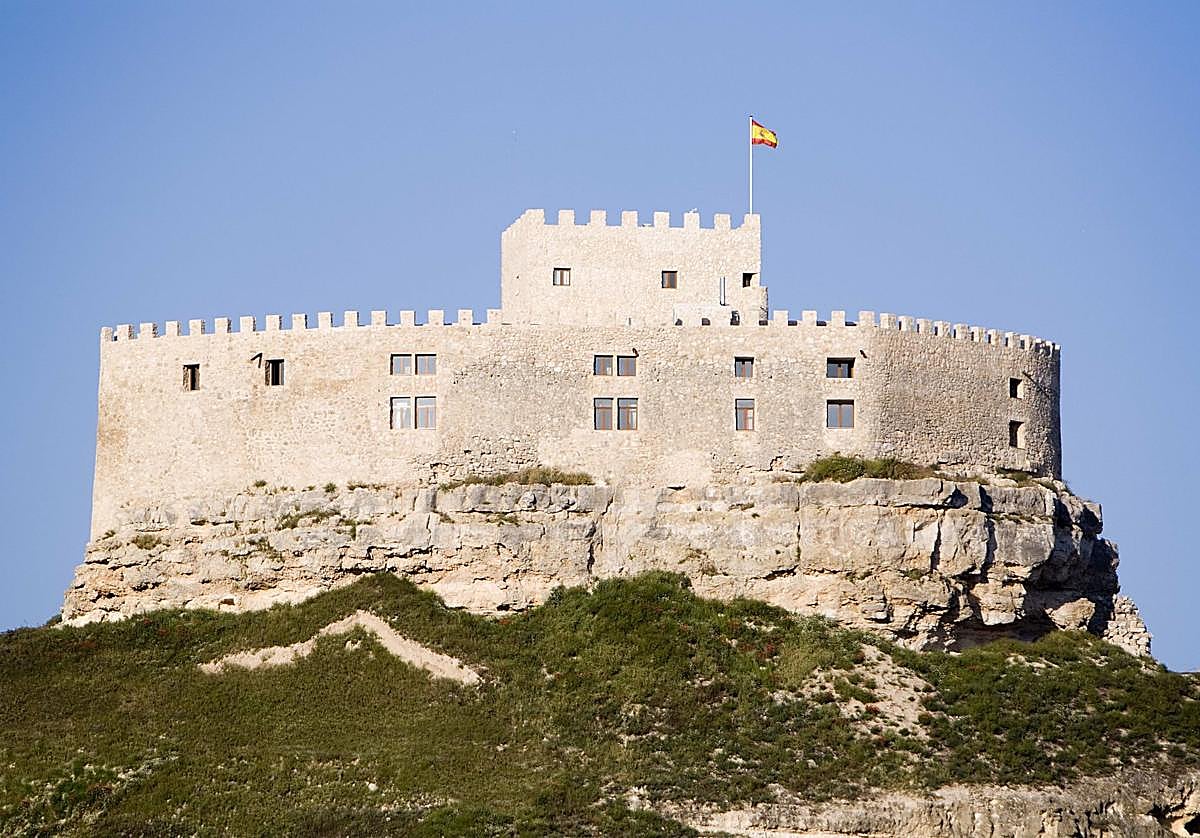 Vista general del castillo de Curiel de Duero.
