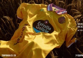 Imagen de la tercera camiseta del Real Valladolid para la temporada 2025-2026
