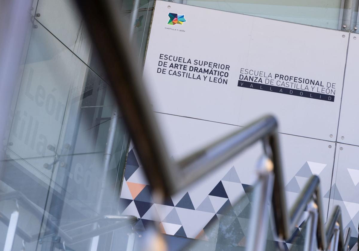 Escuela Superior de Arte Dramático de Castilla y León.