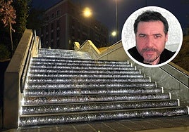 La iluminación ornamental de la remozada escalera que baja del Puente Mayor hacia Las Moreras. En detalle, su autor, el artista Ramón González Palazón.