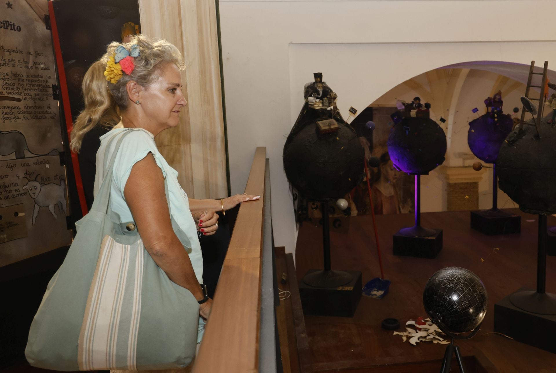 Una princesa visita el Museo de los Cuentos de Paredes