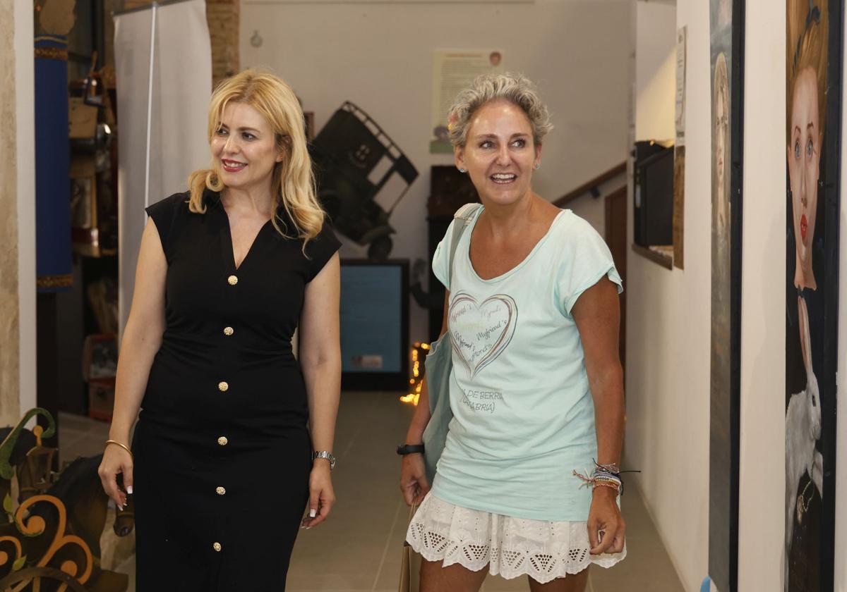 Una princesa visita el Museo de los Cuentos de Paredes