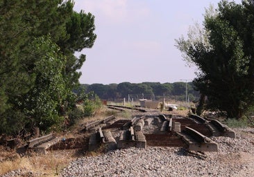 El desmontaje de la vía de Ariza está al 60% y ya se asoma al paso elevado de la VA-30