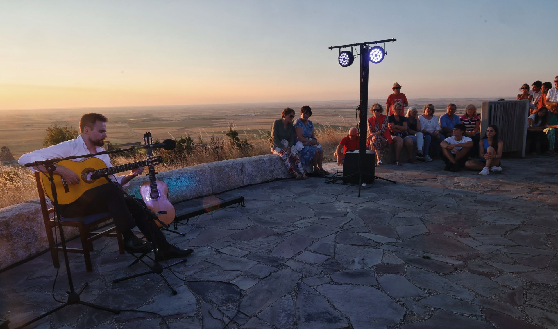 Puesta de sol musical desde Autilla del Pino