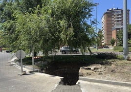 La instalación, programada, de una tubería deja hasta este viernes por la tarde sin agua a los vecimos de Huerta del Rey.