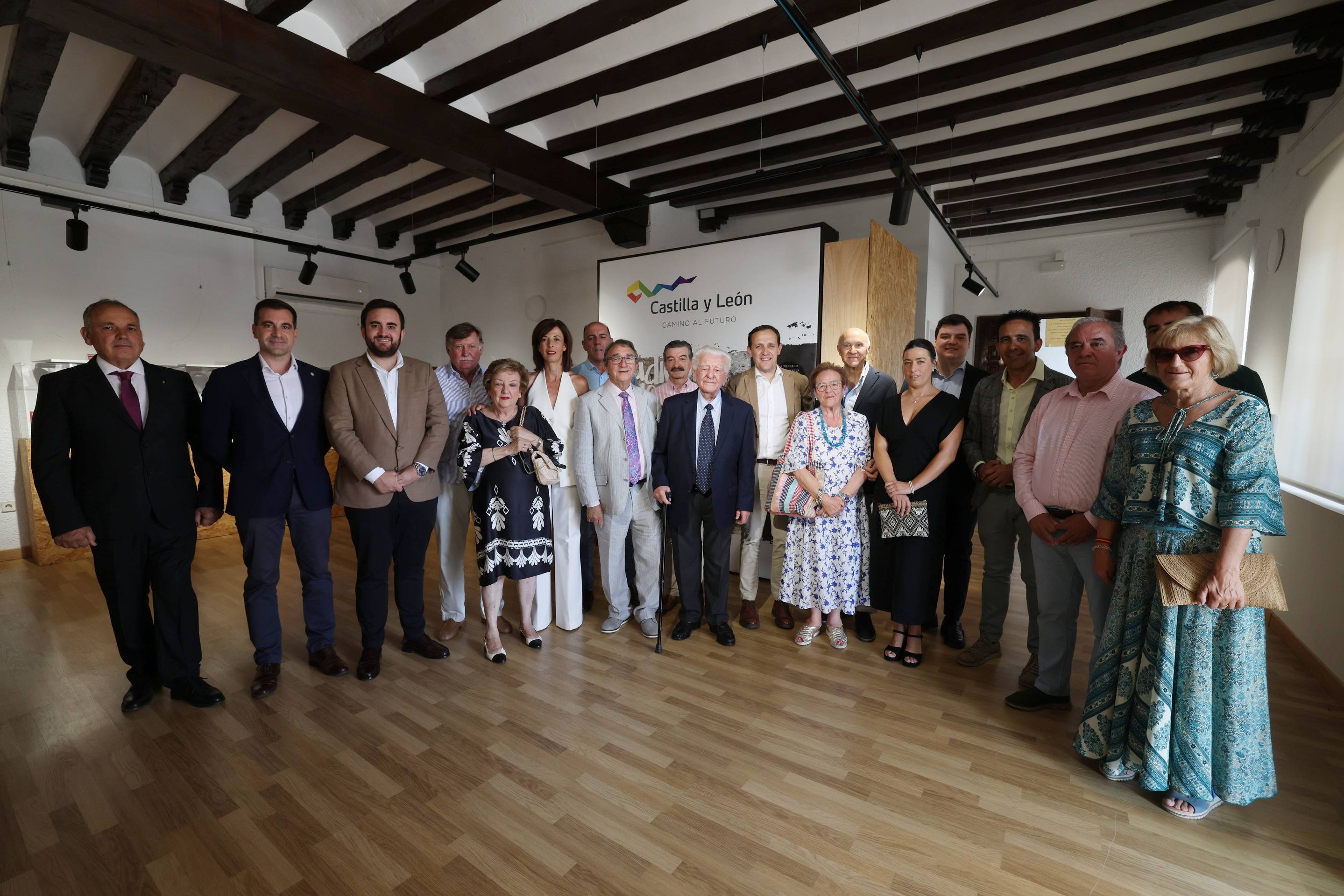 Las imágenes del homenaje a Félix Calvo Casasola, el eterno alcalde de Villalar