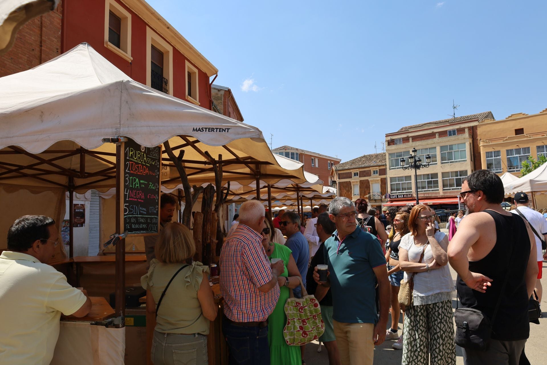 Osorno, con los amantes del motor clásico y escaparate gastronómico