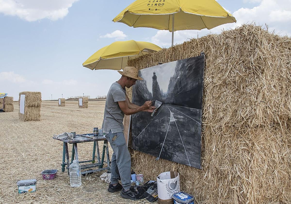 Uno de los parrticipantes, este sábado, en el certamen 'Arte y Naturaleza', en la localidad de Espirdo.