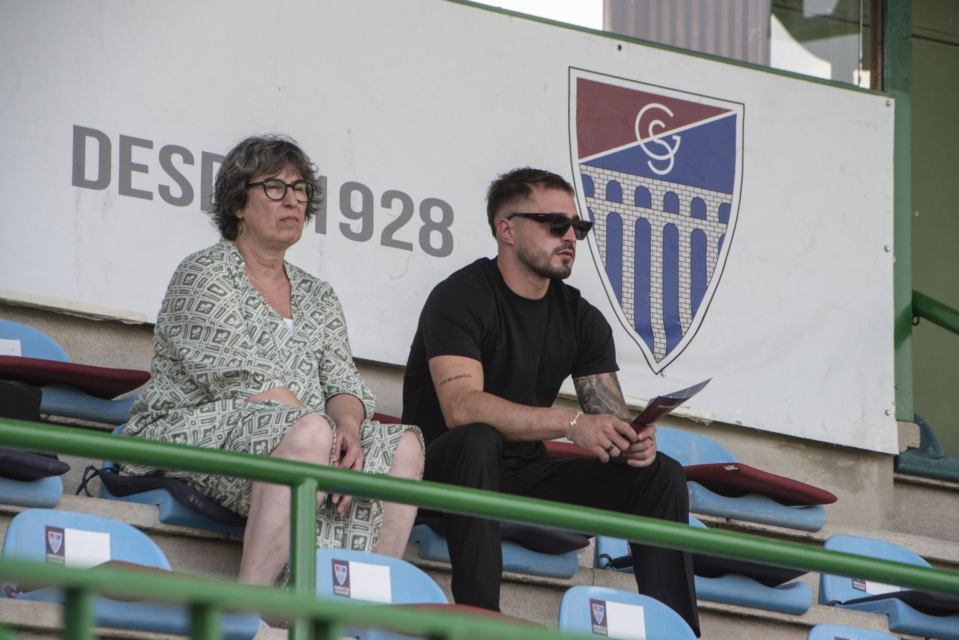 El debut de la renovada Segoviana, en imágenes