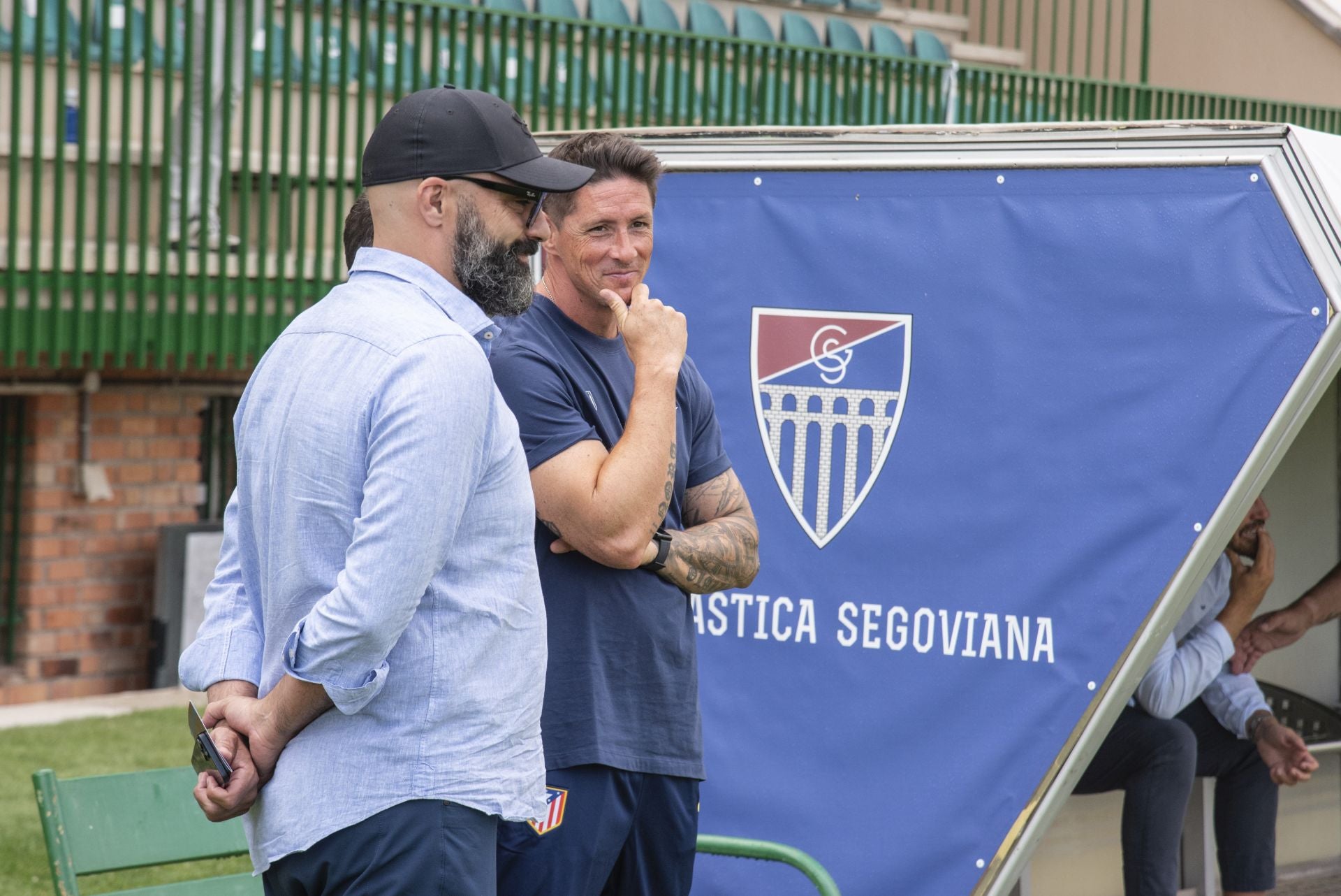 El debut de la renovada Segoviana, en imágenes