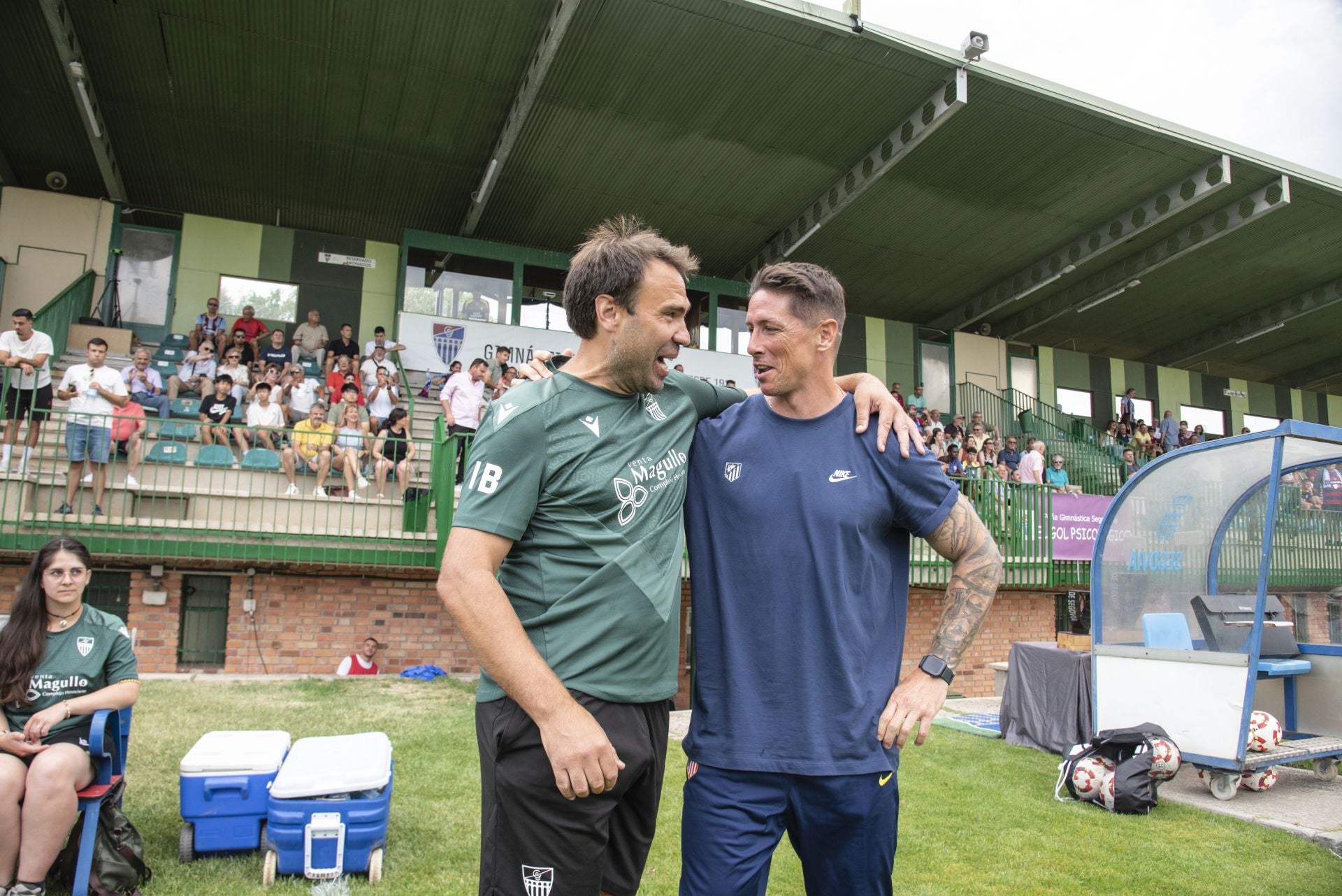 El debut de la renovada Segoviana, en imágenes