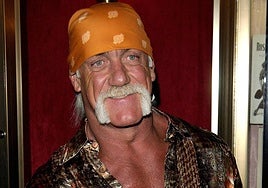 Hulk Hogan posa ante las cámaras.