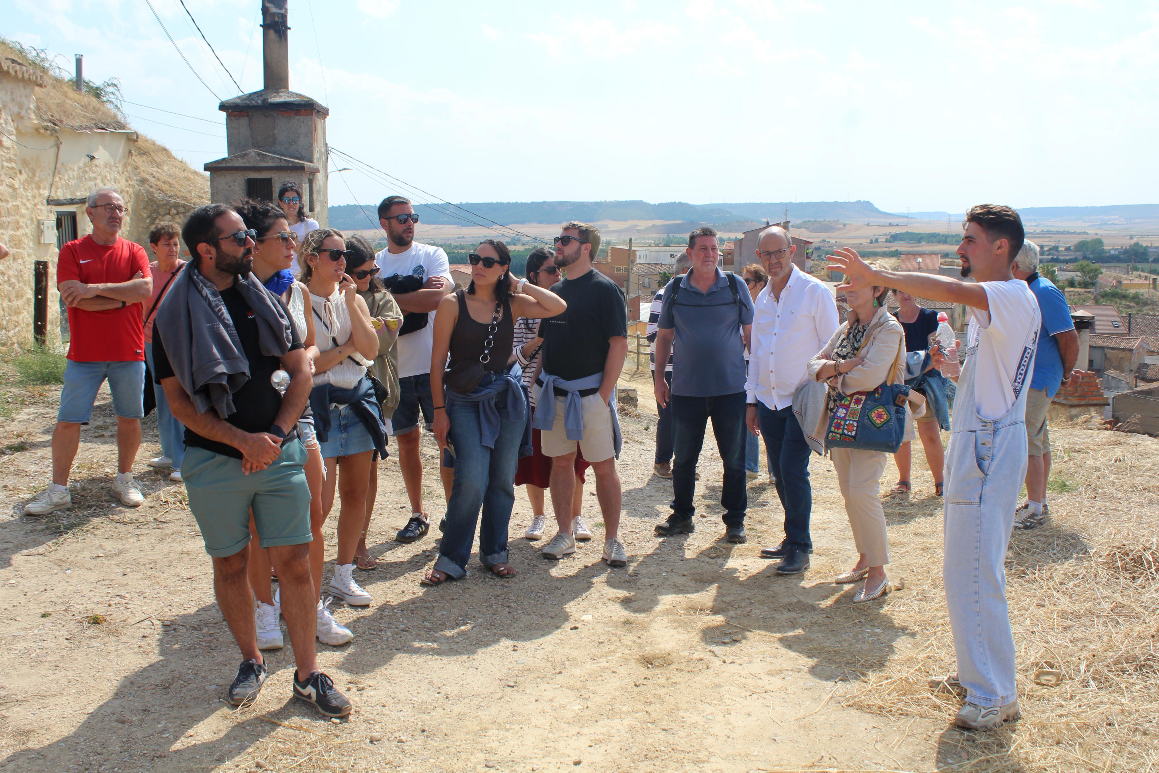 XI Ruta Guiada por las Bodegas y Cuevas de Dueñas