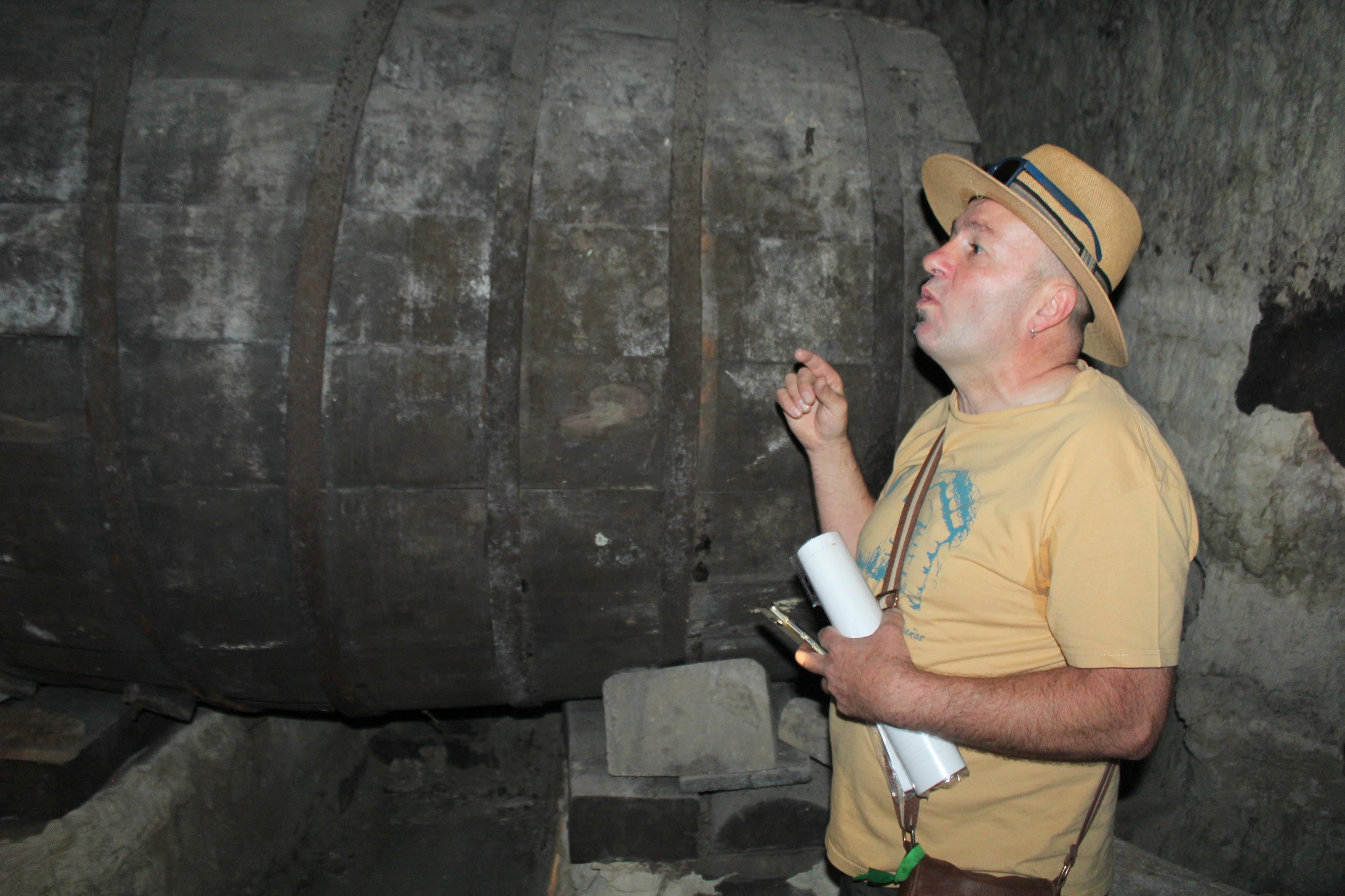 XI Ruta Guiada por las Bodegas y Cuevas de Dueñas