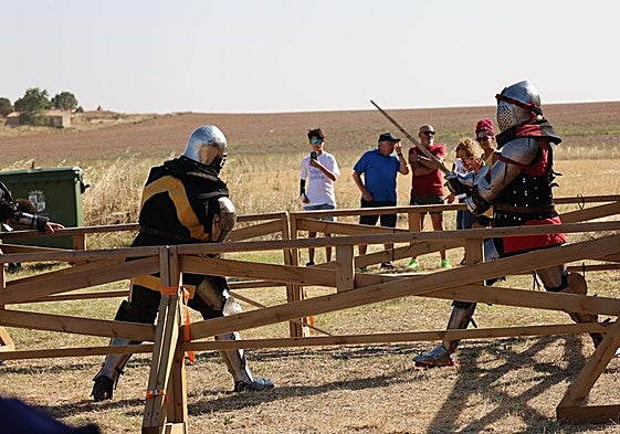 Conoce la lucha medieval Vía Aquitania de Osorno