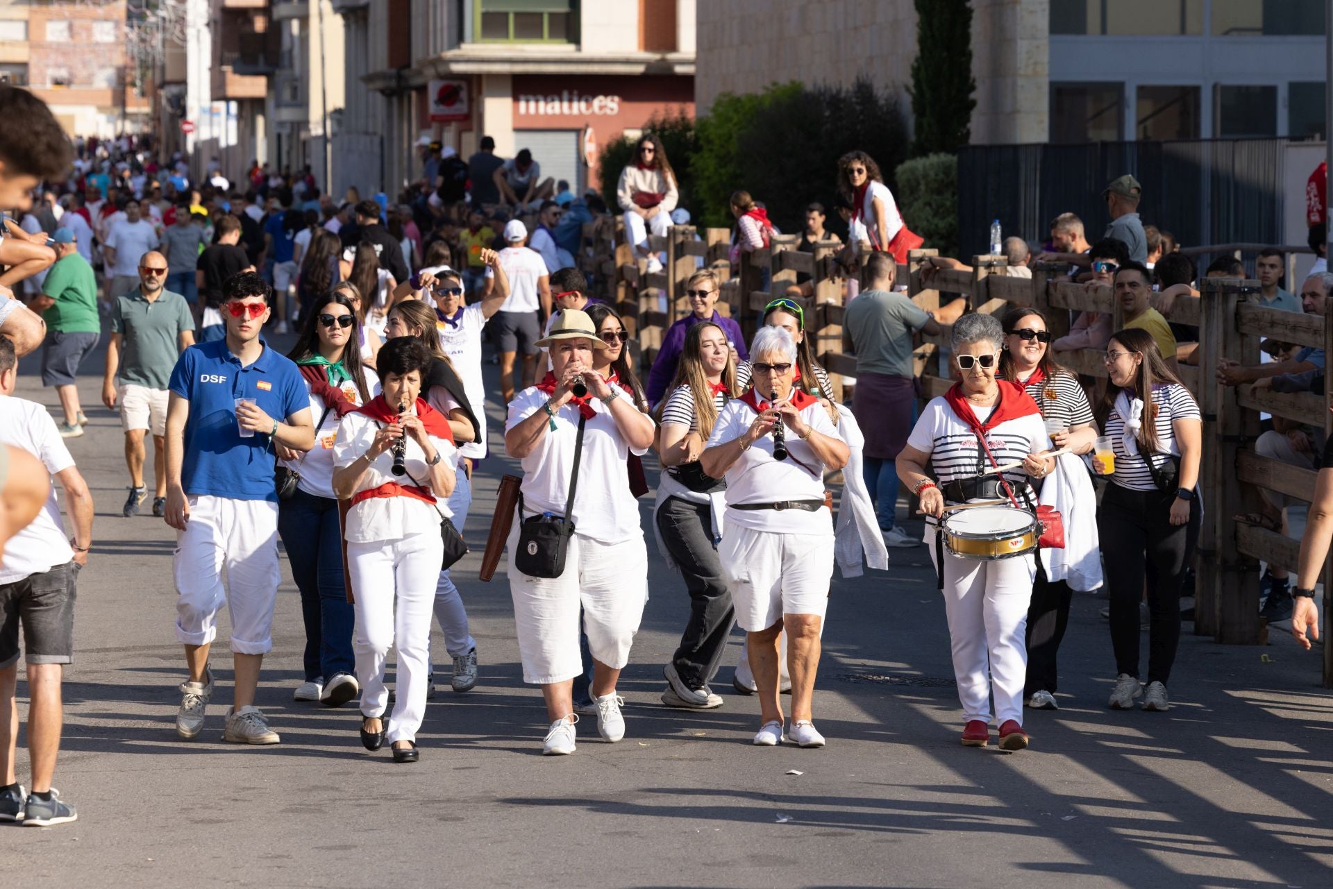Música antes del cuarto encierro de las fiestas de Íscar.