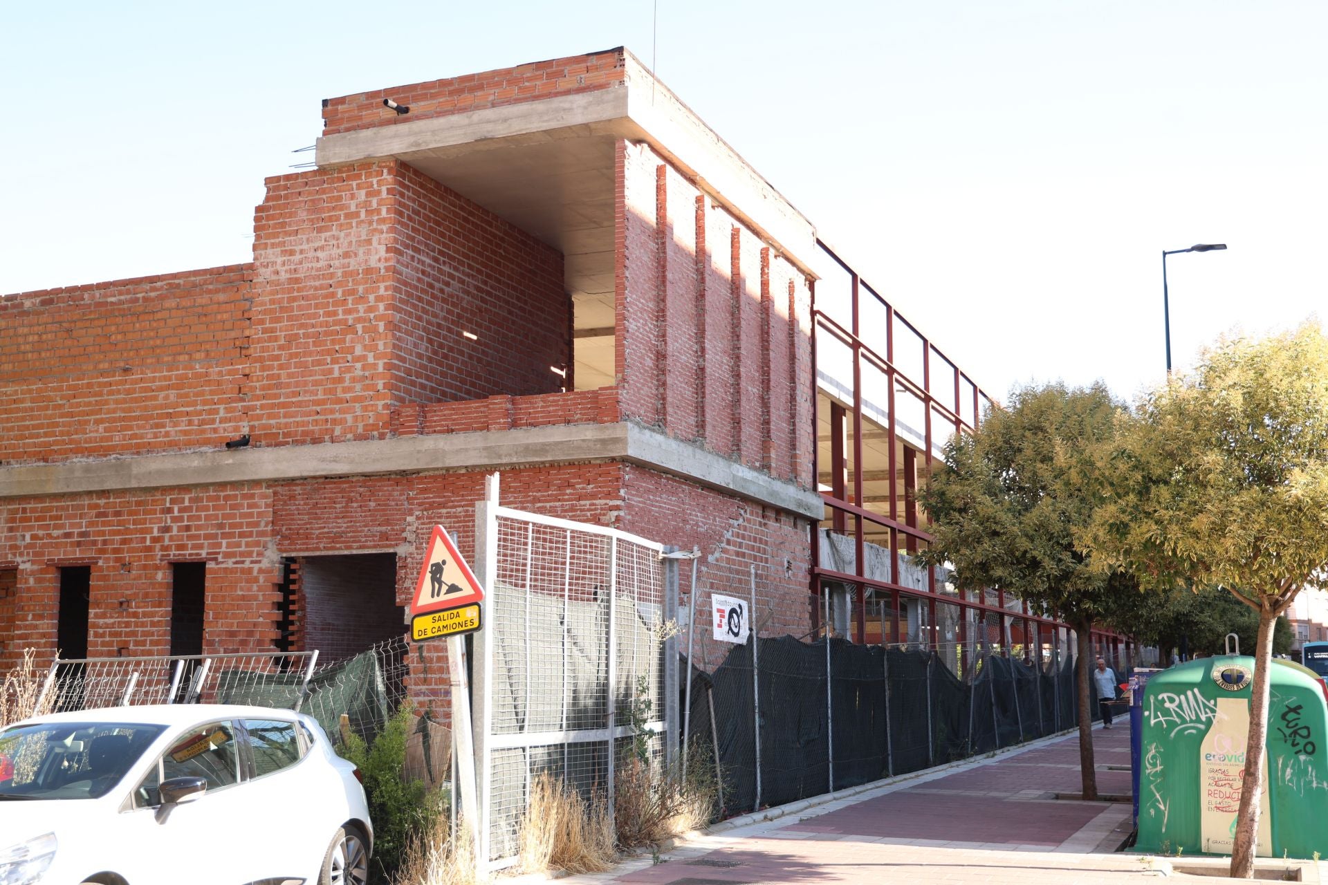 Estado de las obras en el solar del antiguo colegio San Juan de la Ctruz