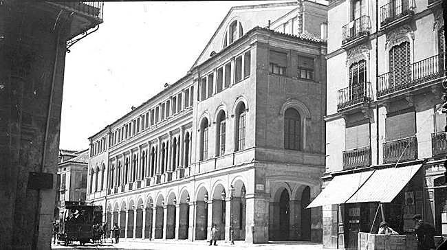 ¿Cuántos teatros en funcionamiento hay en la actualidad?