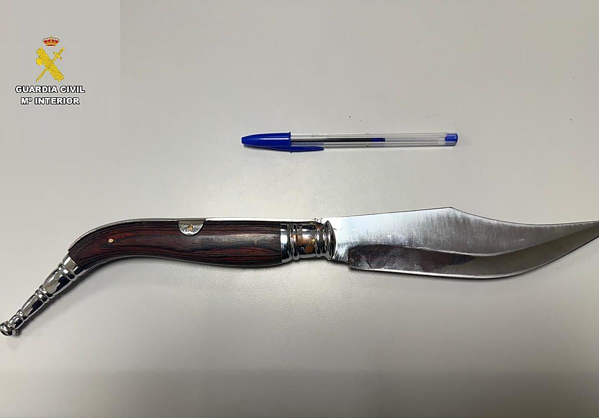 Detenido tras amenazar con una navaja de grandes dimensiones en Porquera de Santullán