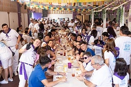 Almuerzo de la peña La Popular, el pasado sábado en Íscar.