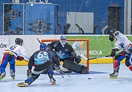 El Caja Rural CPLV en un partido ante el Metropolitano en Canterac.