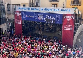Concierto 'sorpresa' de Despistaos en la plaza del Trigo en Sonorama.