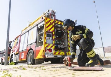 Un día de ola de calor en el Parque de Bomberos: «Estamos siempre en alerta»