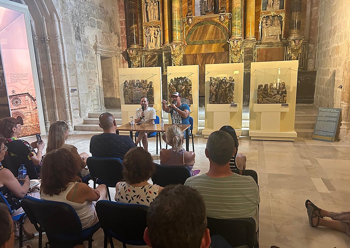 Imagen secundaria 1 - Almuerzo en bodegas subterráneas, encuentros literarios y experimentos científicos en Sonorama,