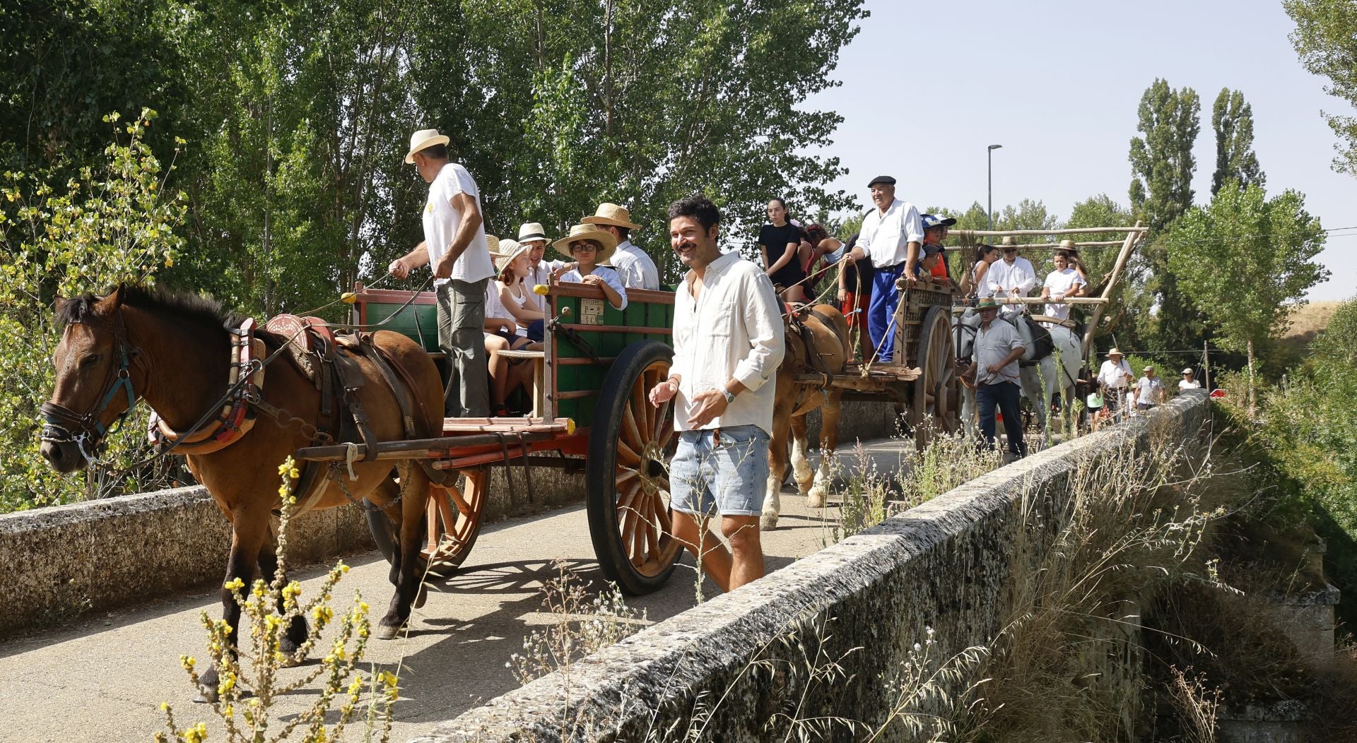 Castrillo de Villavega retrocede al pasado con la Fiesta de la Trilla