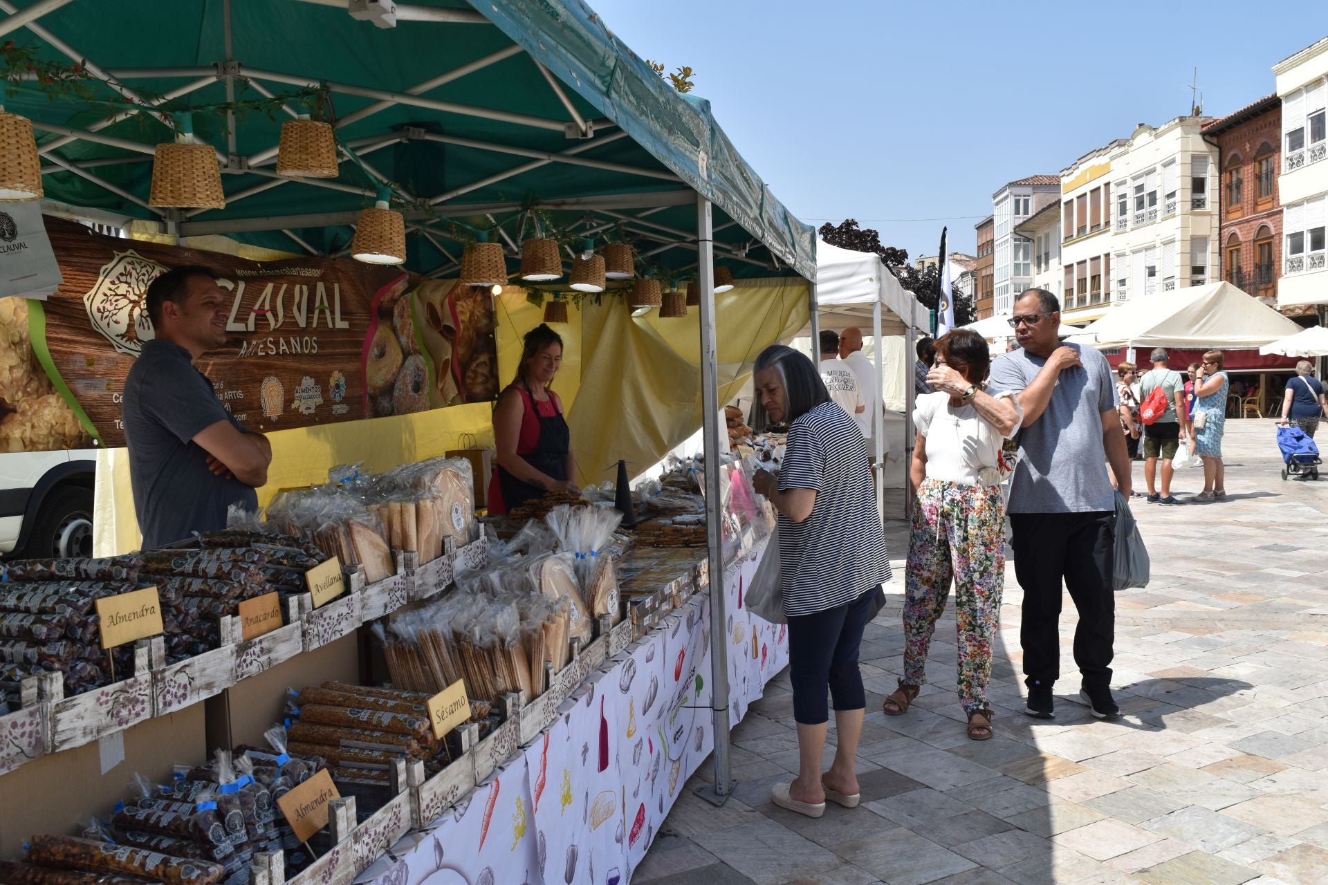 Aguilar se llena de aromas y sabores con la Feria del Dulce