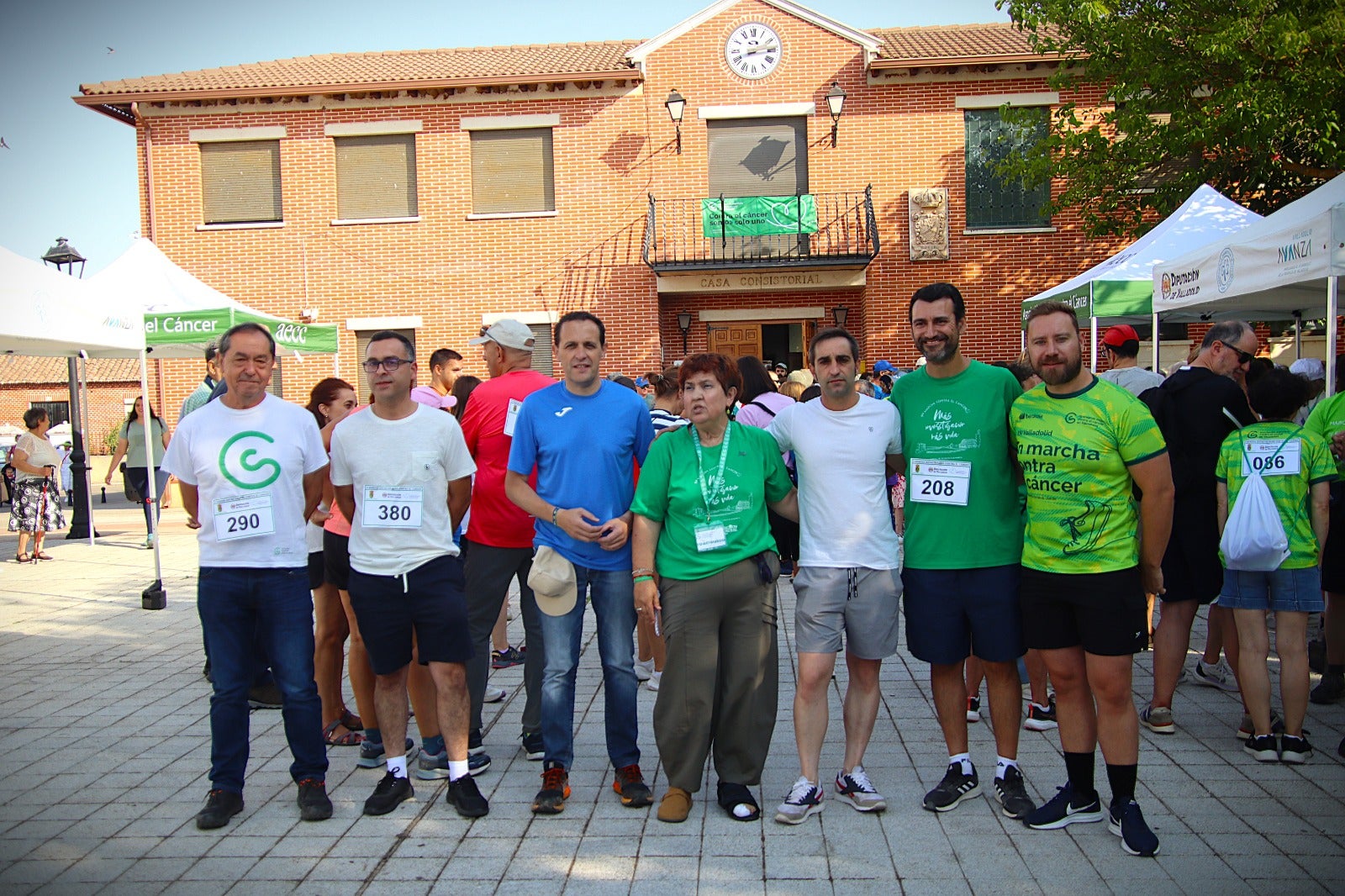 Seis pueblos de Tierra de Campos se unen en la quinta macha contra el cáncer Entre tapiales