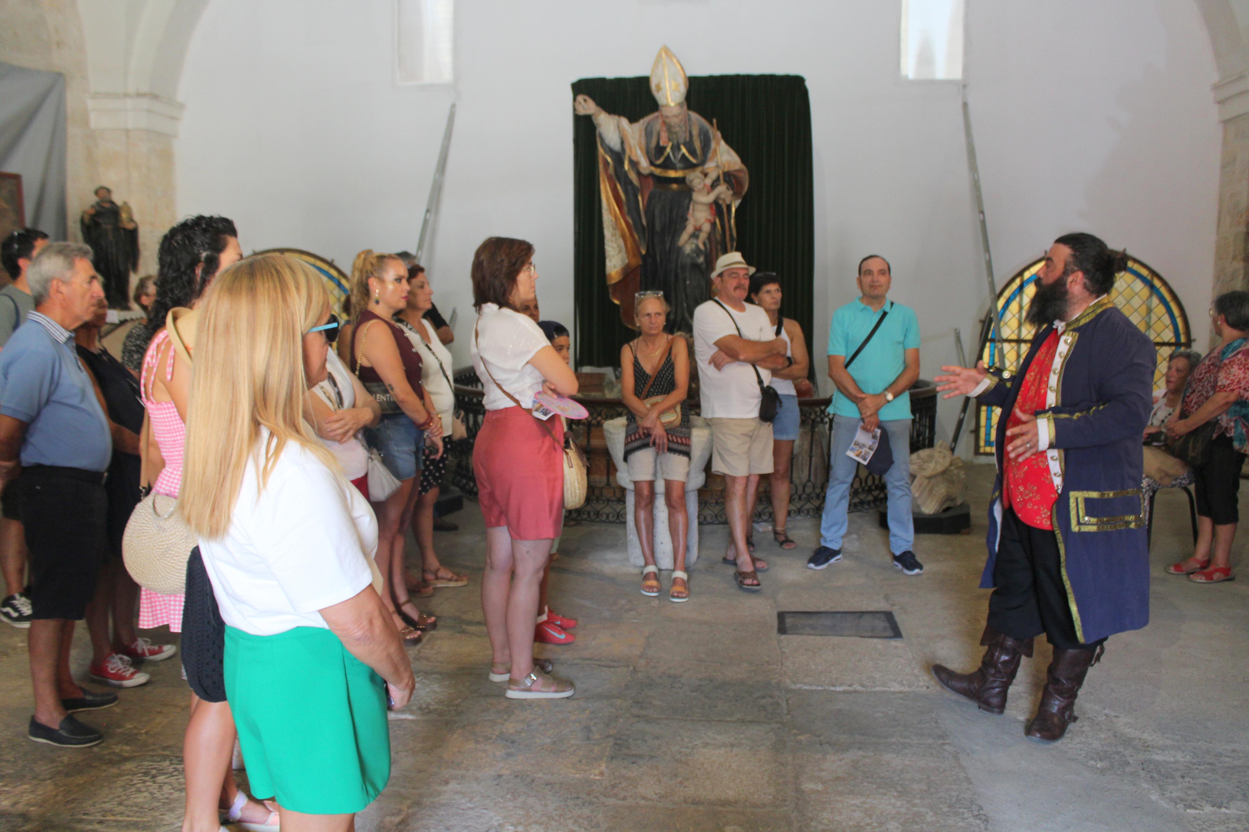 Visita Guiada Teatralizada por Dueñas