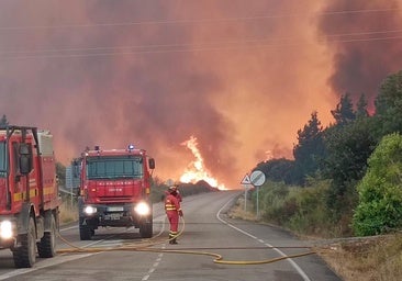 El fuego asola León: diez incendios activos y 3.000 leoneses desalojados de sus casas