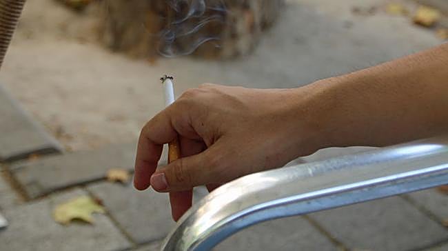 ¿Se puede fumar en el monte?