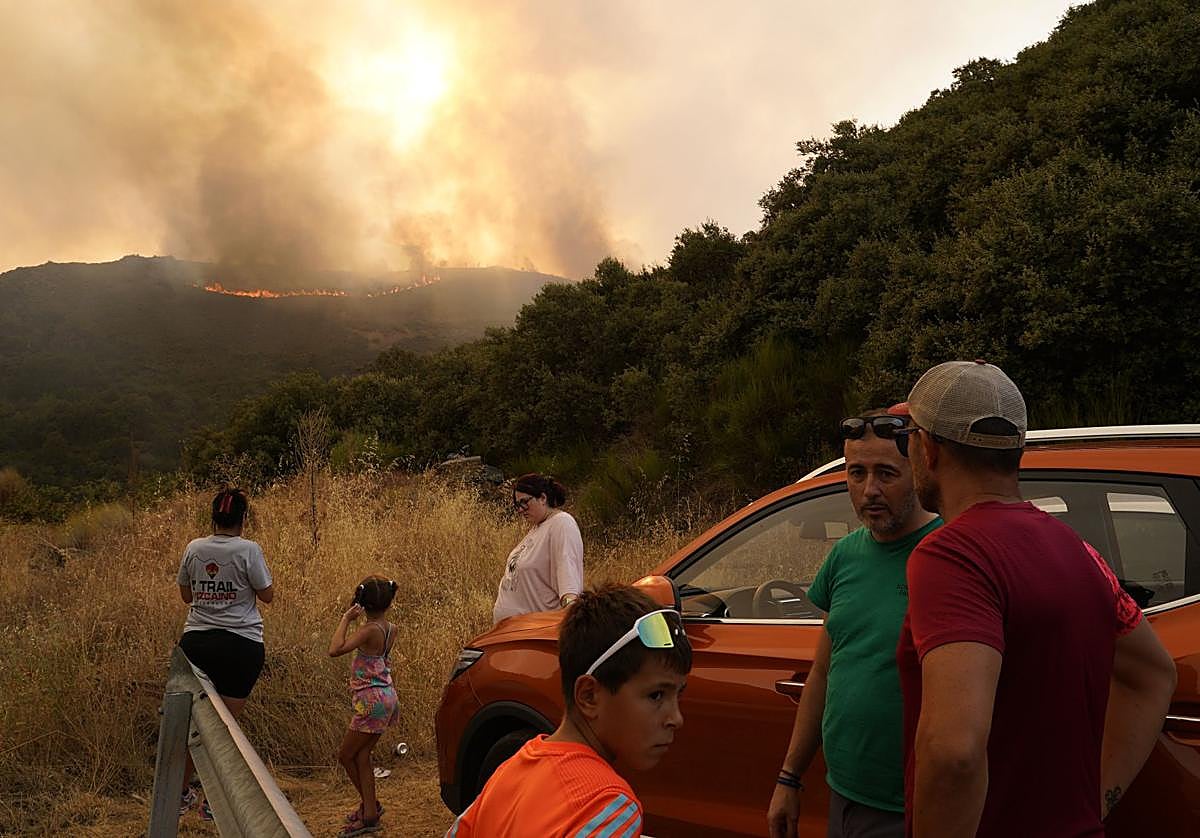 Incendio en la localidad de Paradiña.