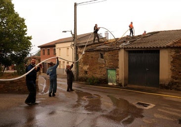 Alcaldes afectados por los incendios de Zamora: «Van a acabar con todos los pueblos, pero no les entra en la cabeza»