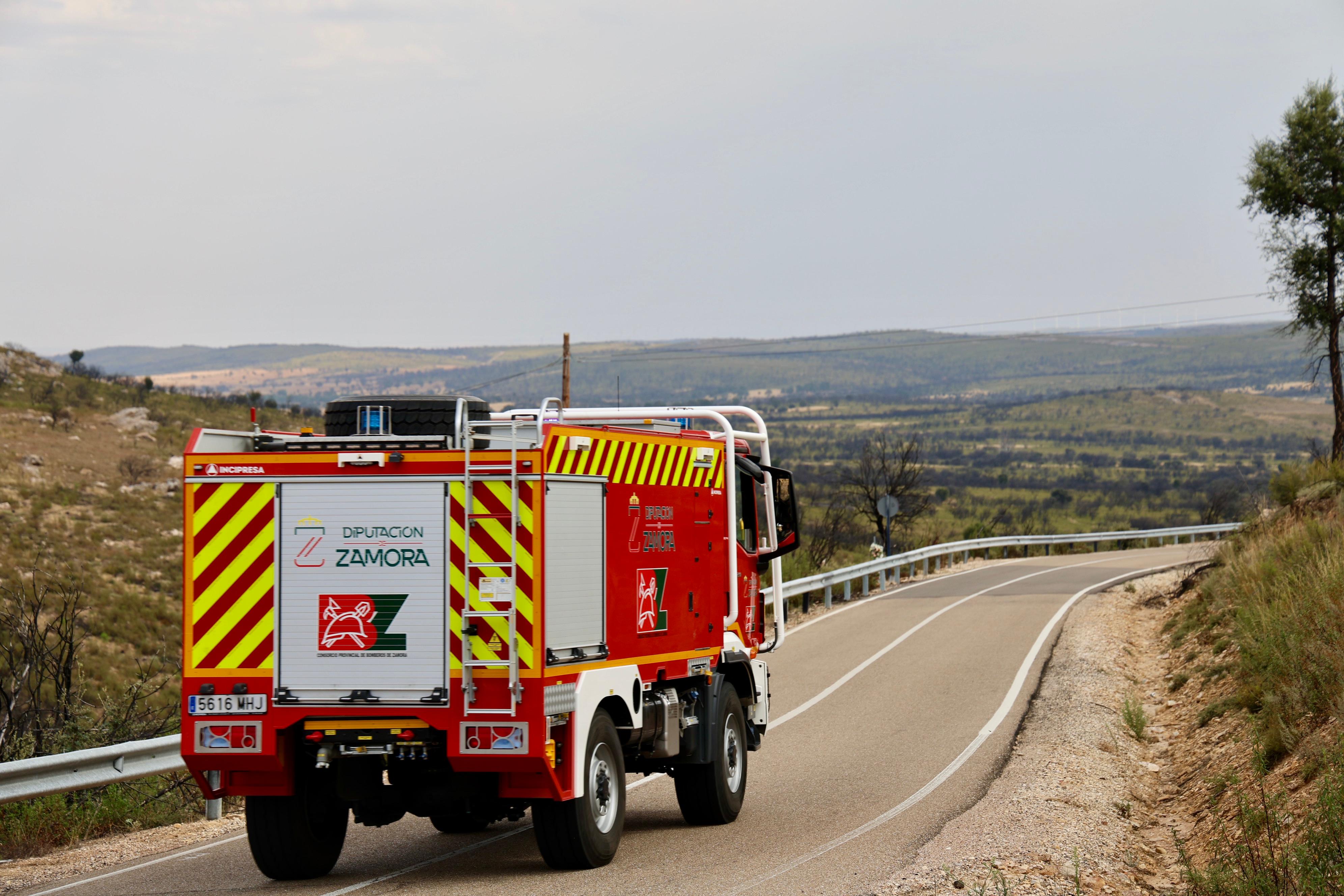 Las imágenes de la evacuación de los vecinos de Sesnández, en Zamora