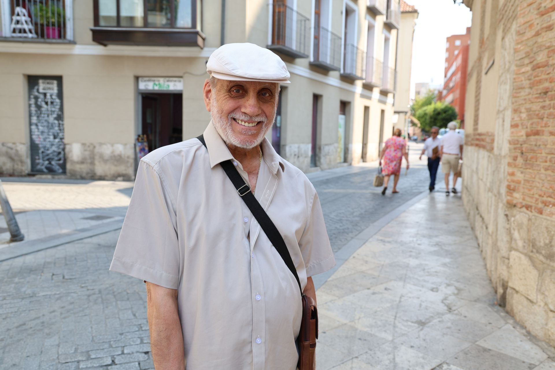 José Antonio, vecino del barrio.