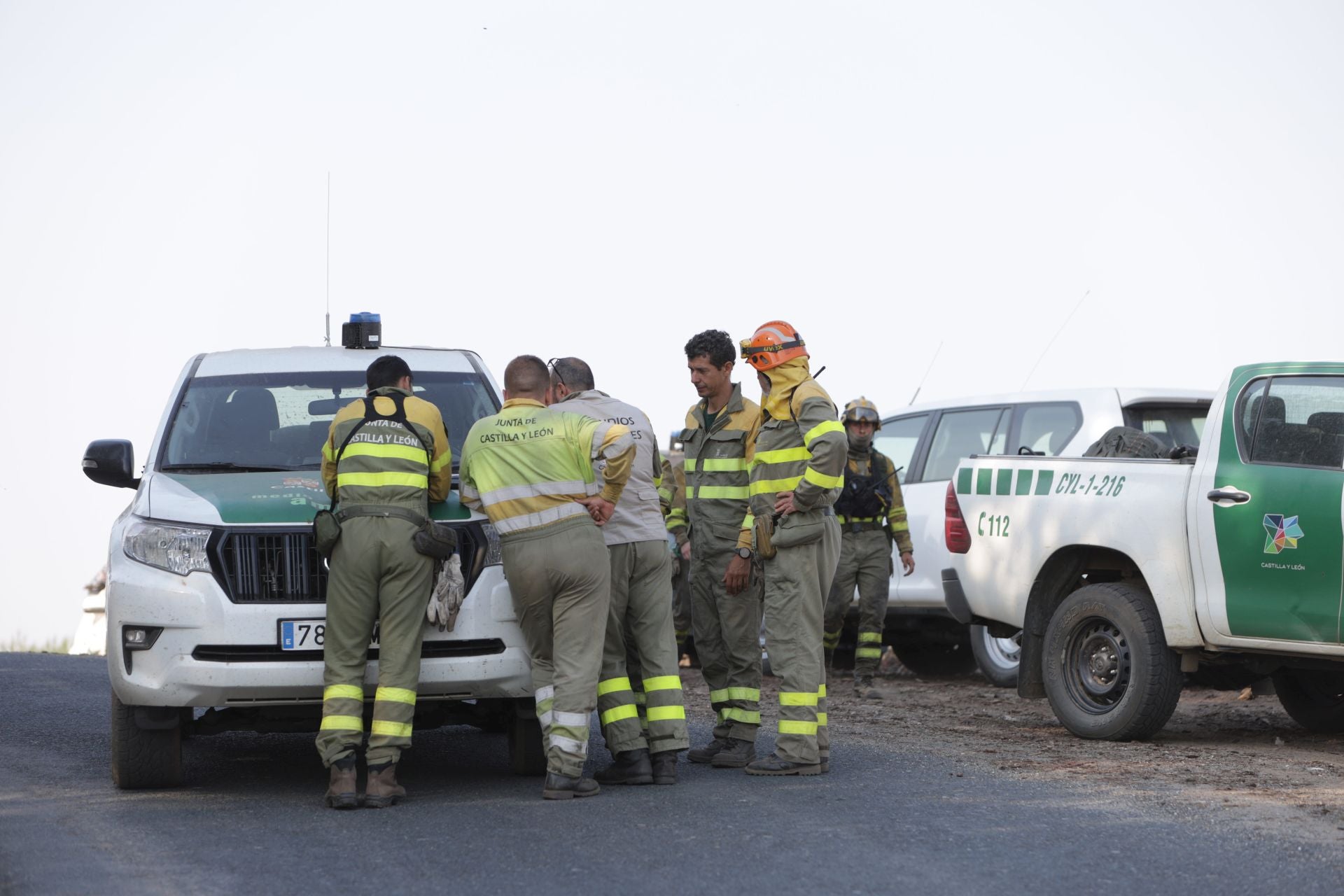 El incendio afecta la frontera entre Castromil, en la provincia de Zamora y Galicia