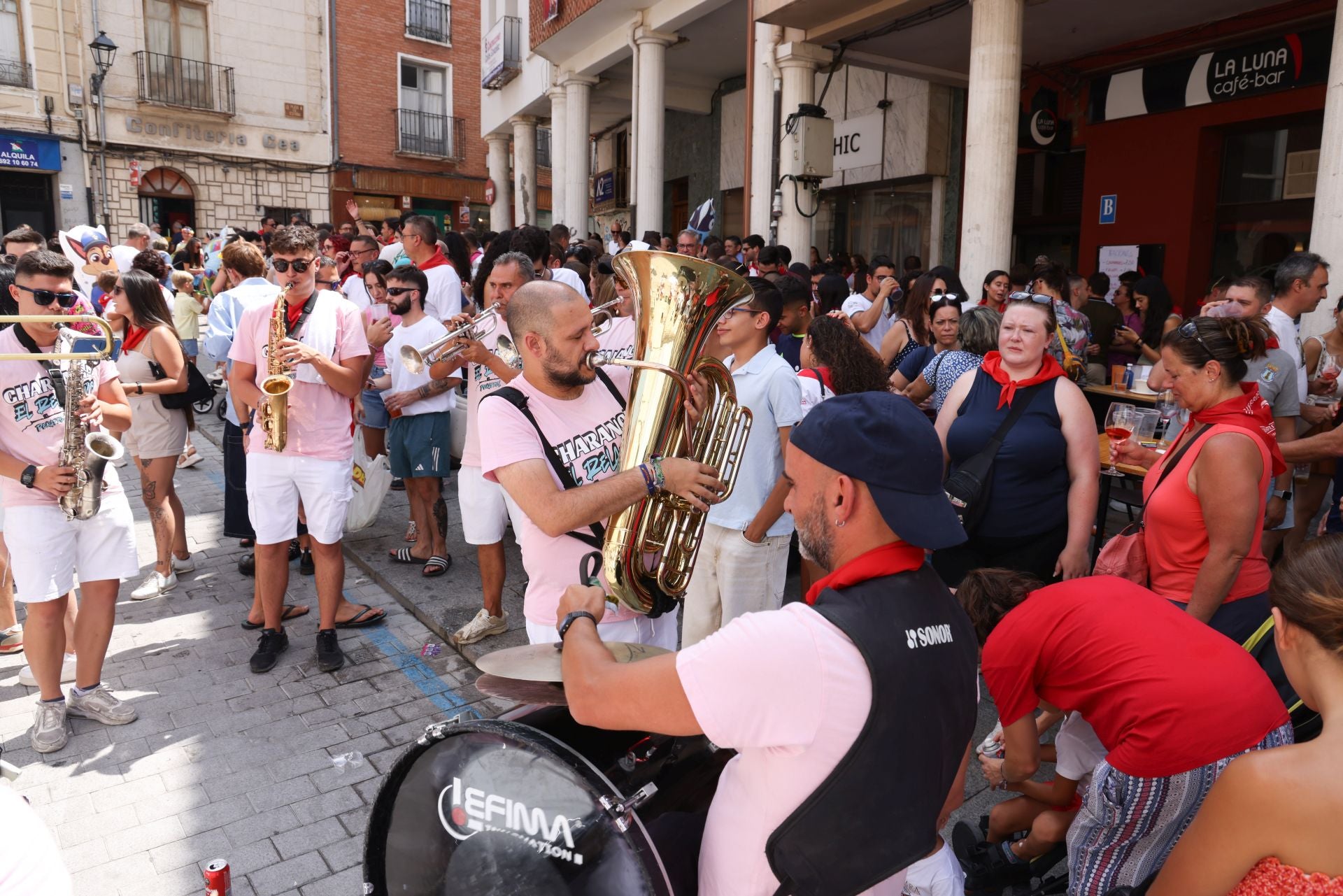 Pregón y subasta de balcones en las fiestas de Peñafiel