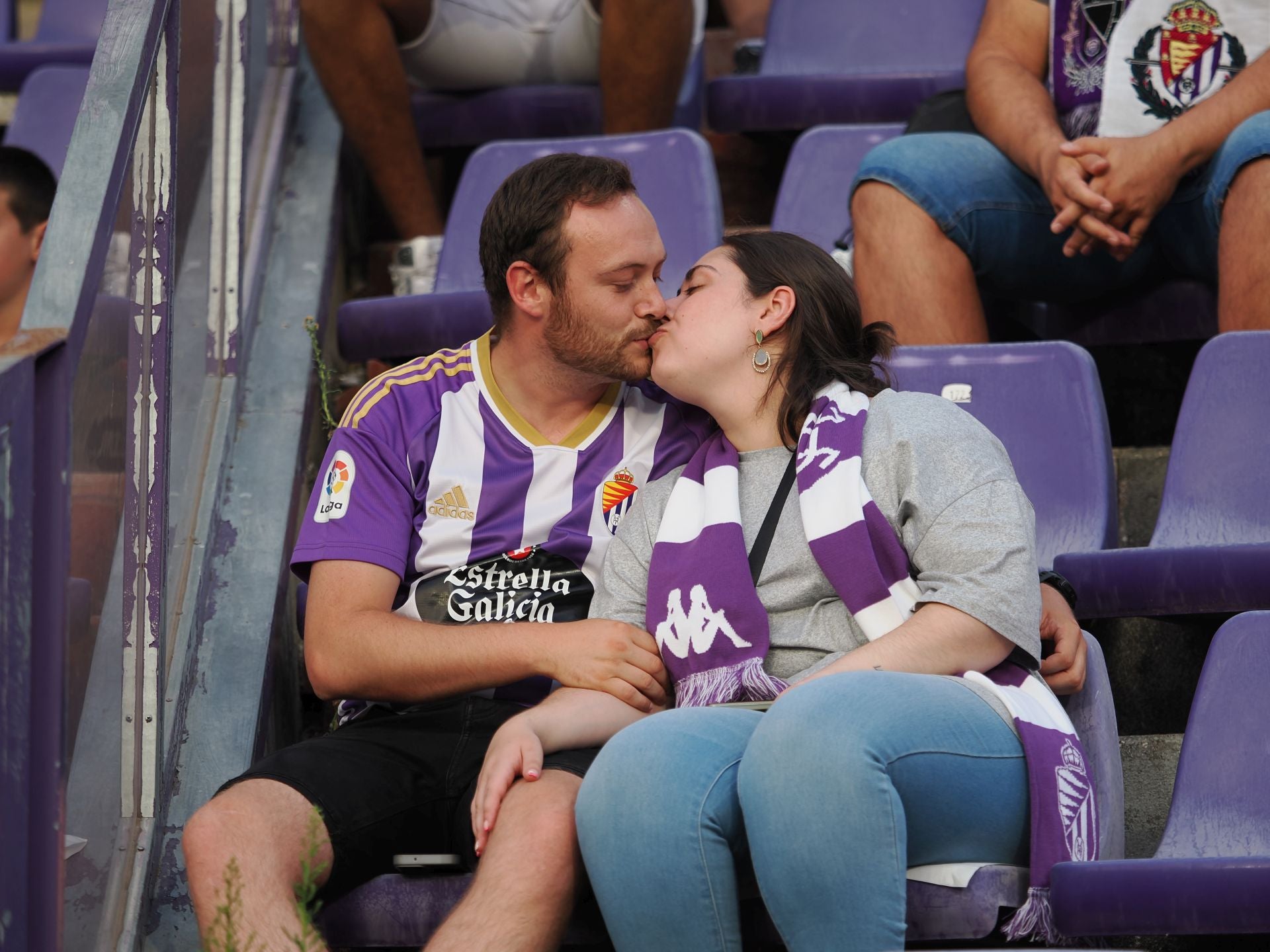 Búscate en la grada del Real Valladolid-Ceuta (1/3)