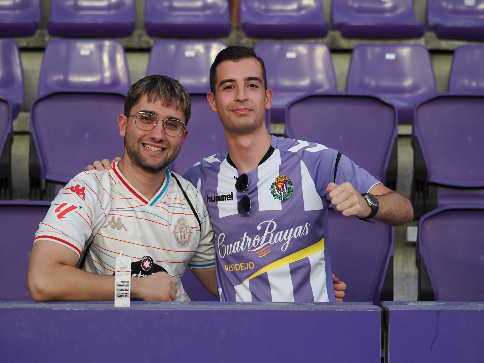 Búscate en la grada del Real Valladolid-Ceuta (2/3)