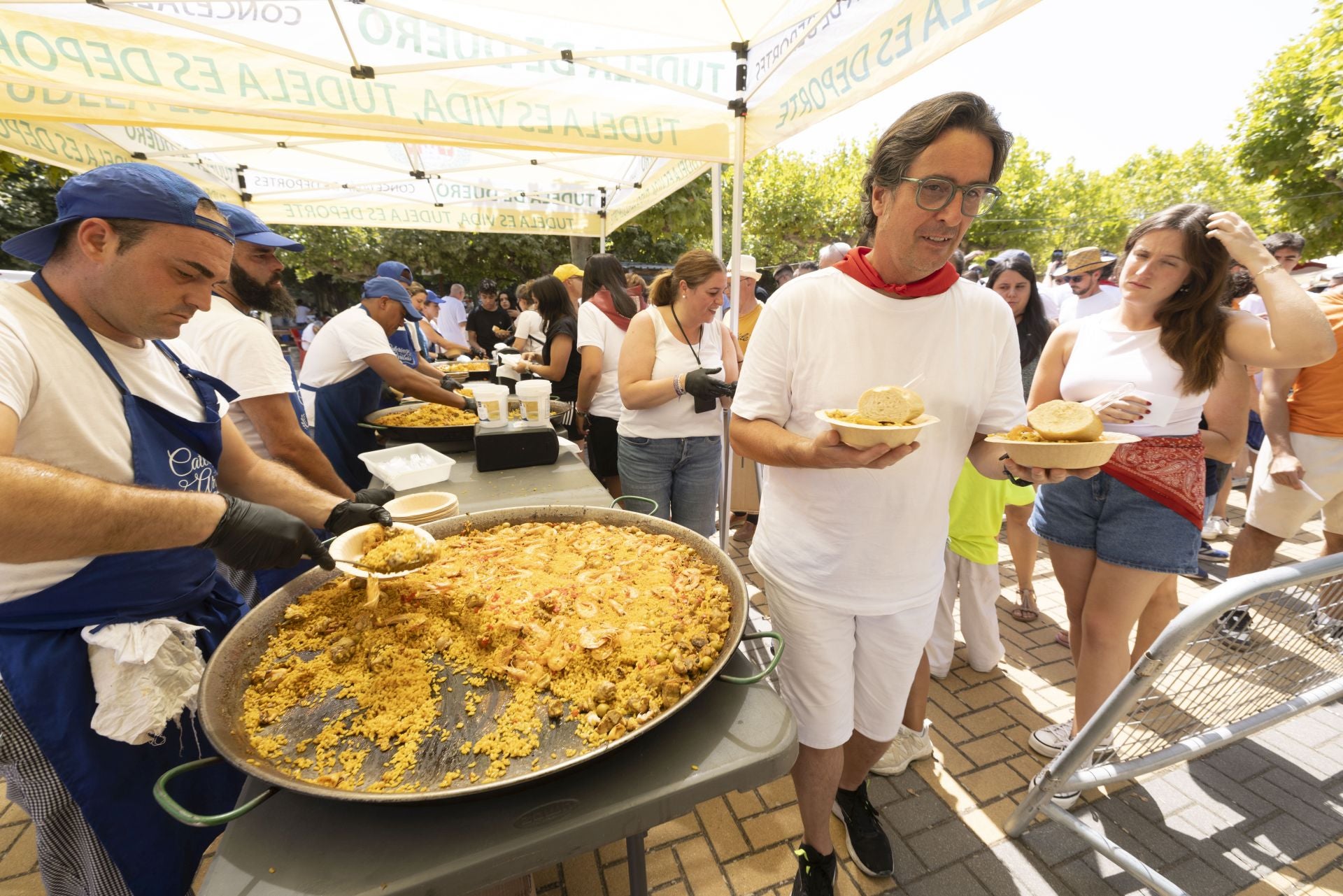 La paellada de Tudela, en imágenes