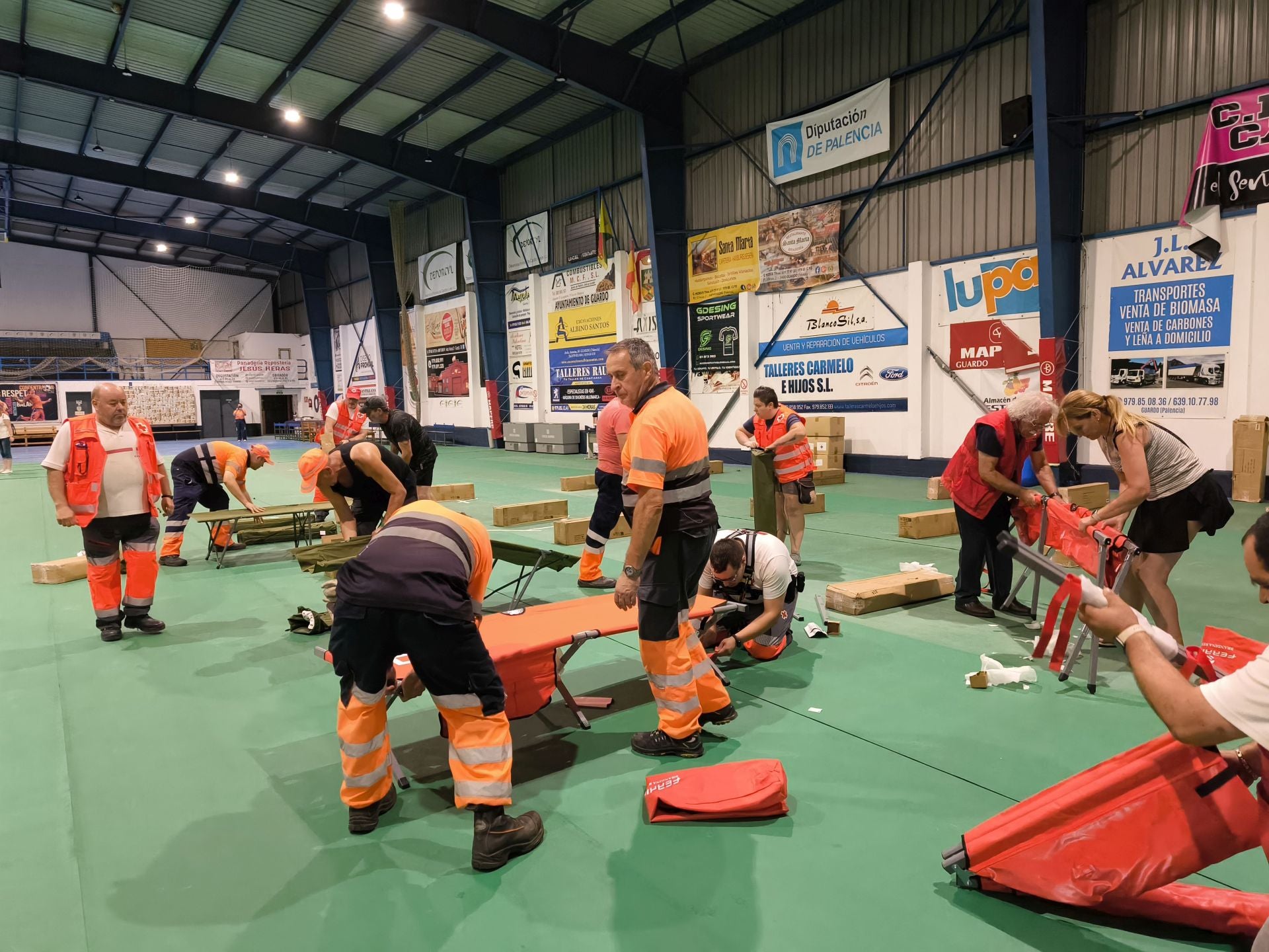Guardo acoge a evacuados por los incendios