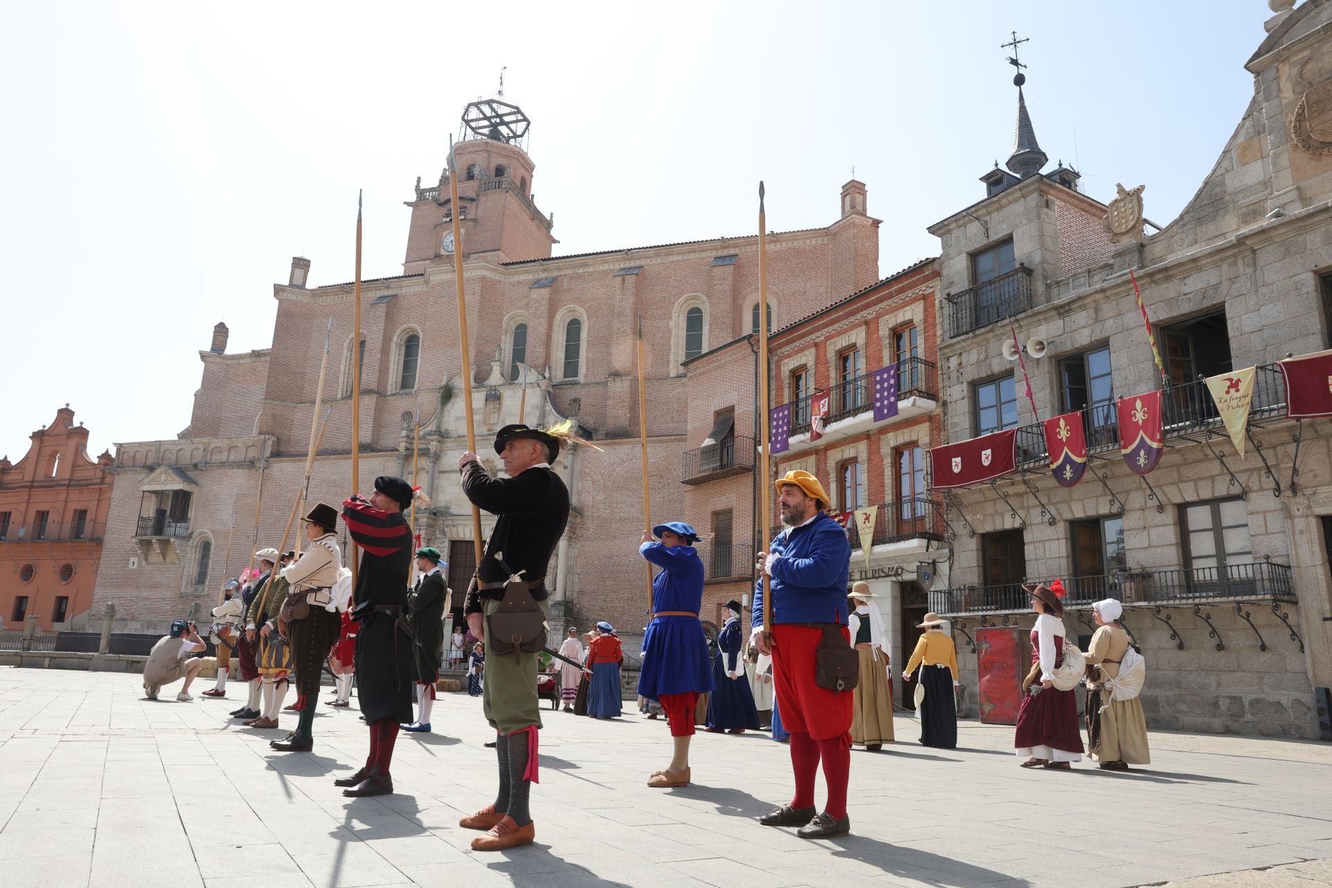 Ambiente en la Feria Renacentista de Medina del Campo este sábado