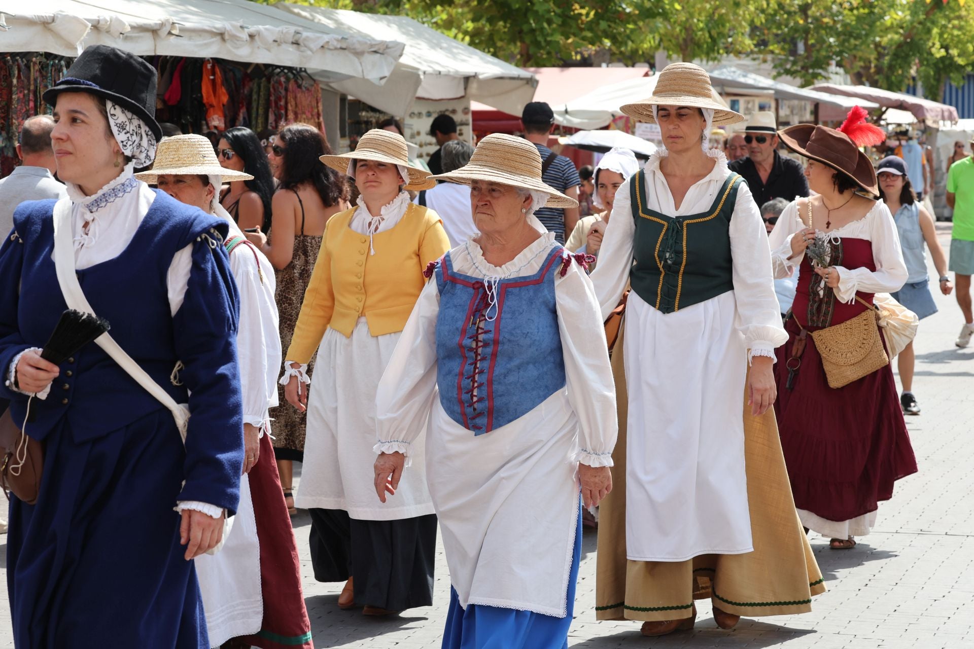 Ambiente en la Feria Renacentista de Medina del Campo este sábado