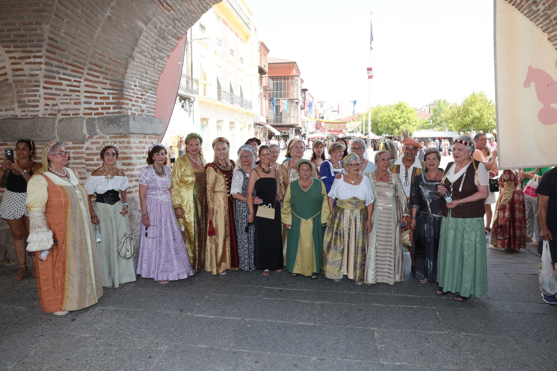 Ambiente en la Feria Renacentista de Medina del Campo este sábado