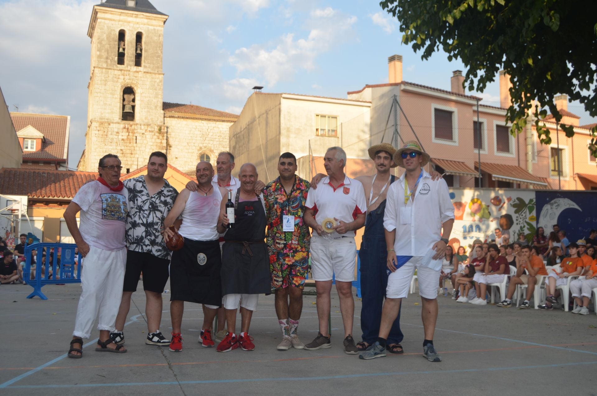 Las imágenes de la celebración de VI concurso de habilidad con el porrón de Tudela de Duero
